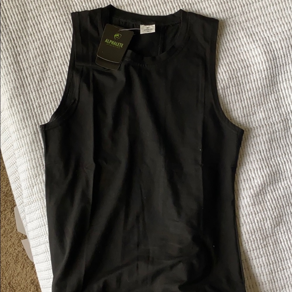Alphalete shirt